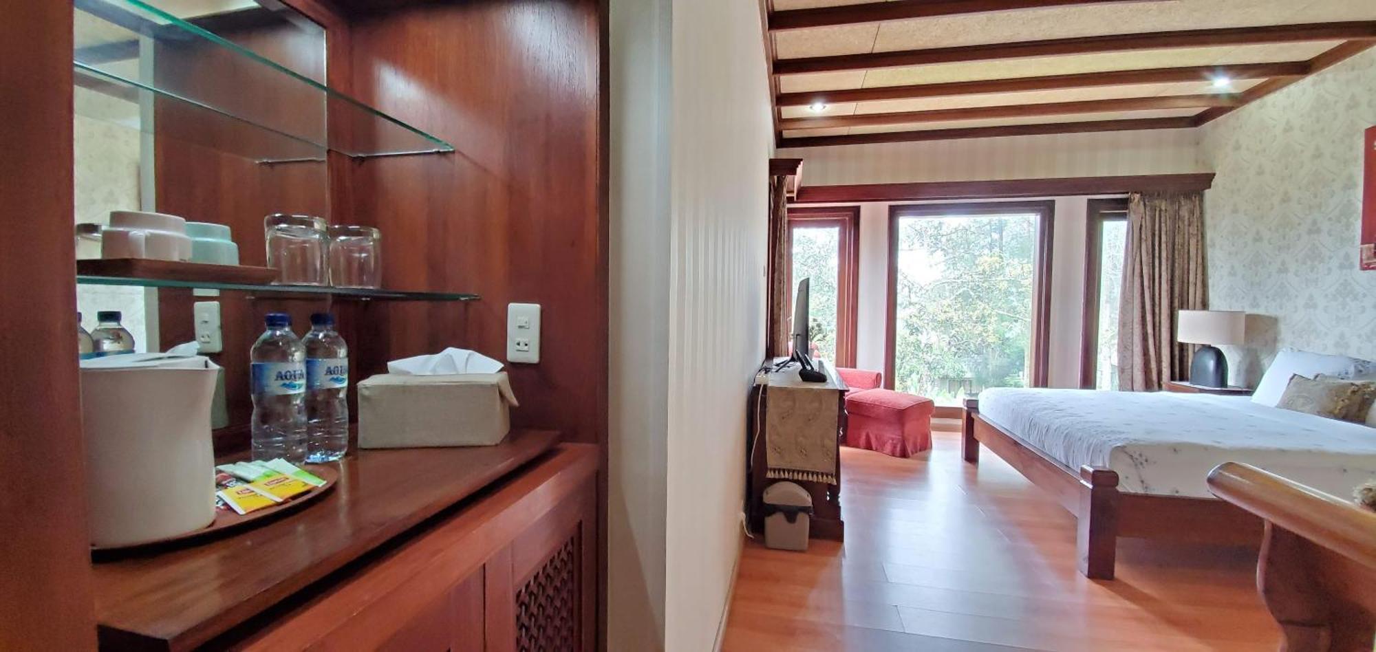 Balinese Villa In Berastagi Buitenkant foto